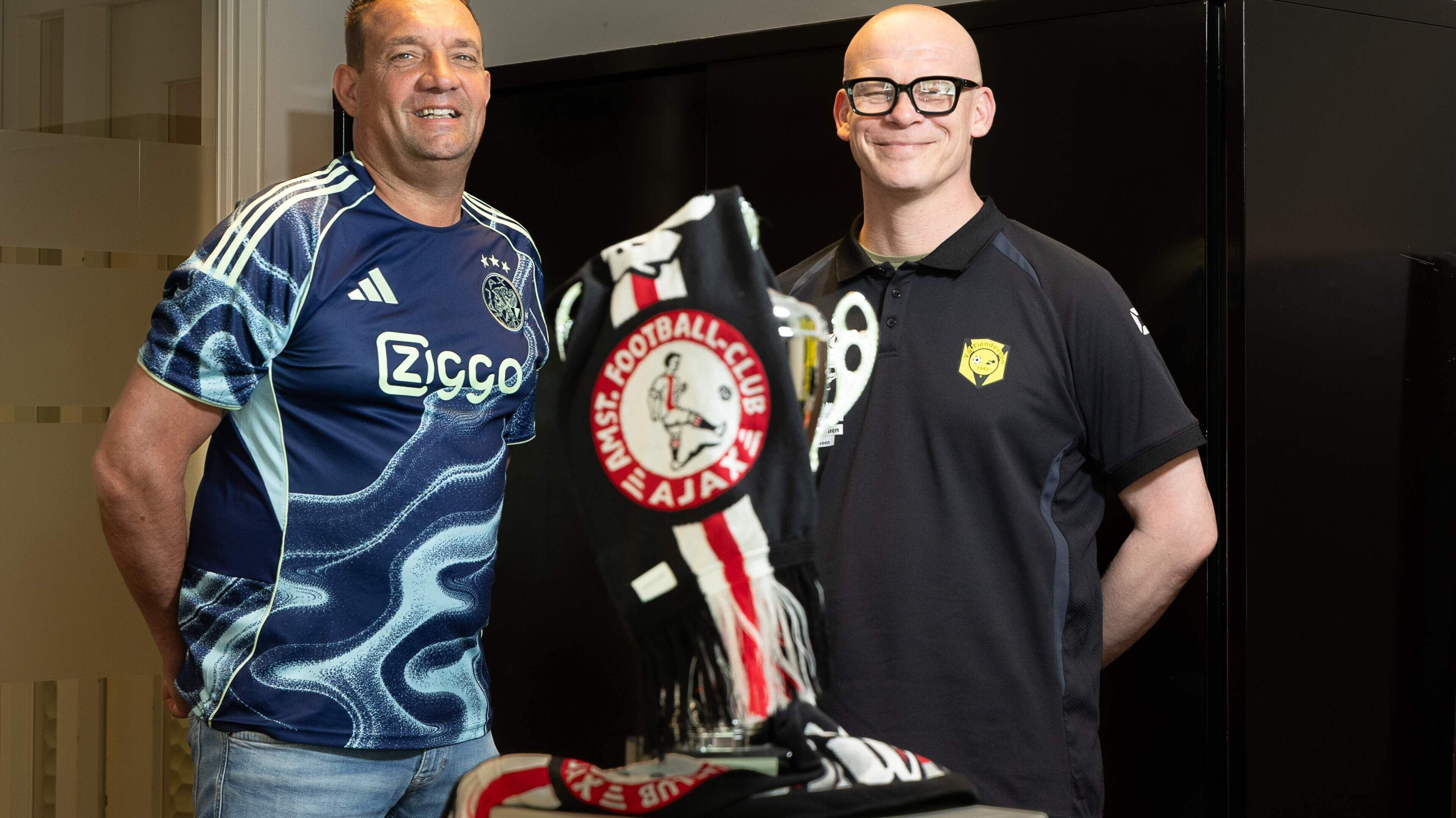 Voor Lucky Ajax en vv Tiendeveen is onderling duel bijzonder: ’Ik denk dat Lucky Ajax met 5-0 gaat w