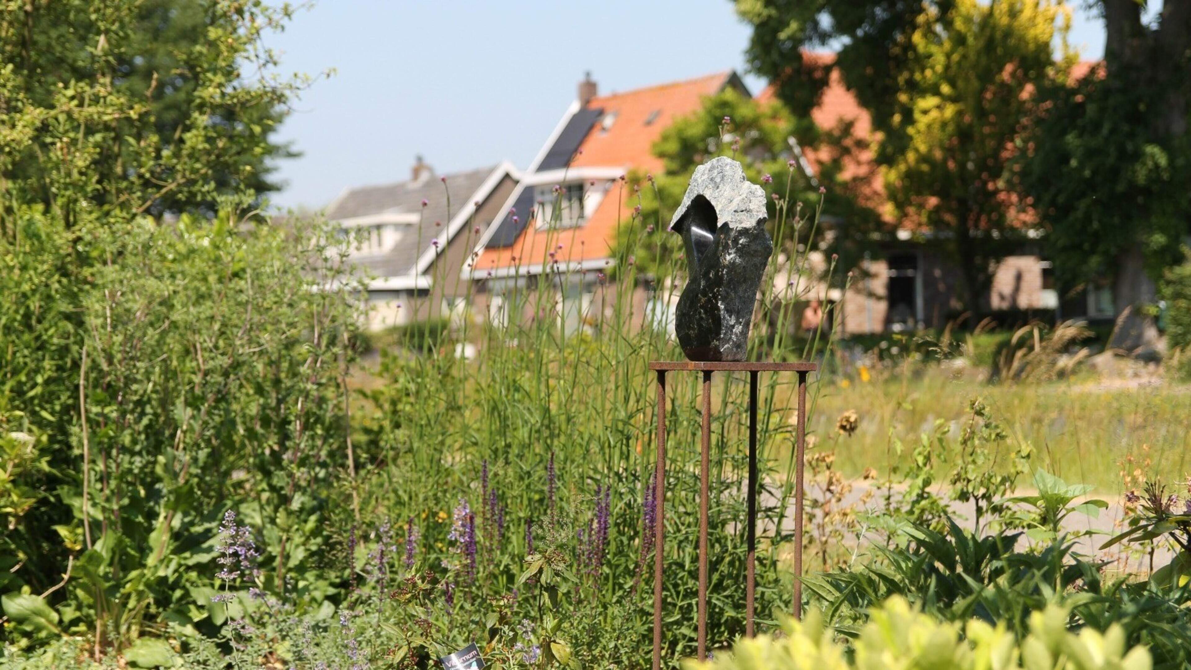 Veel variatie tijdens Kunstzinnige Tuinen Noordscheschut. Kunstenaars en tuineigenaren slaan handen 