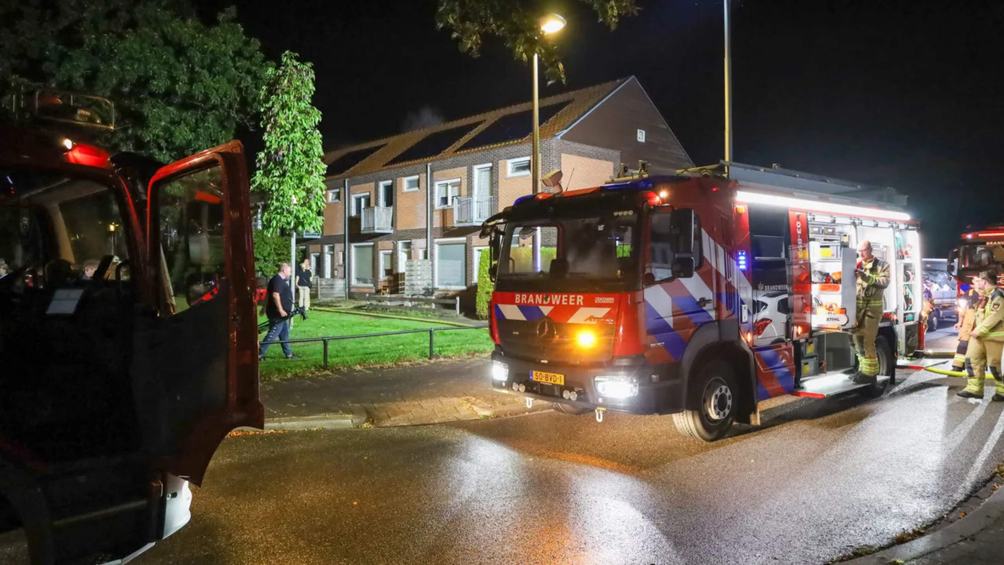 Zes woningen ontruimd bij brand in Hoogeveen
