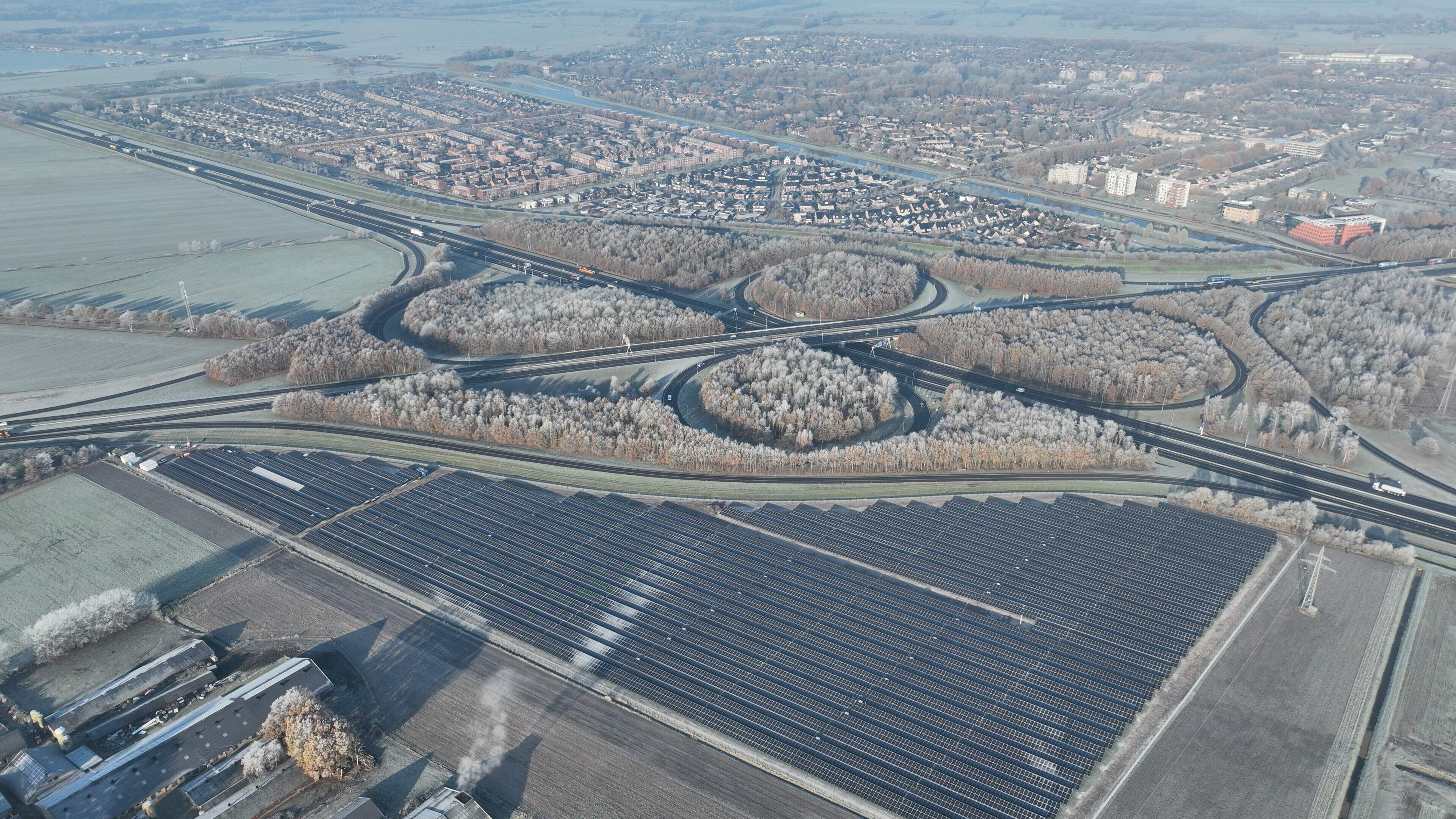 Snelweg A28 tussen knooppunt Lankhorst en klaverblad Hoogeveen tijdelijk afgesloten. Waar moet ik la